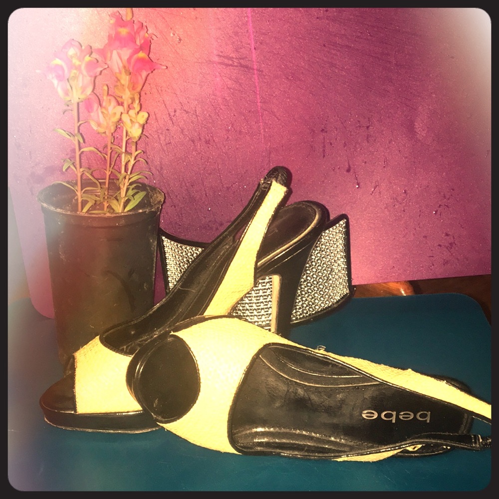 Peep toe heels